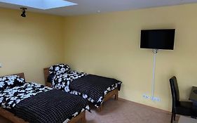 30Qm Wohnung In Hainburg